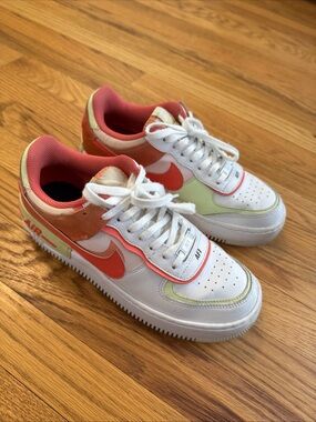 Nike Women’s Shadow Orange Chalk Pink Glaze Air Force 1 Sneakers Sz 9.5